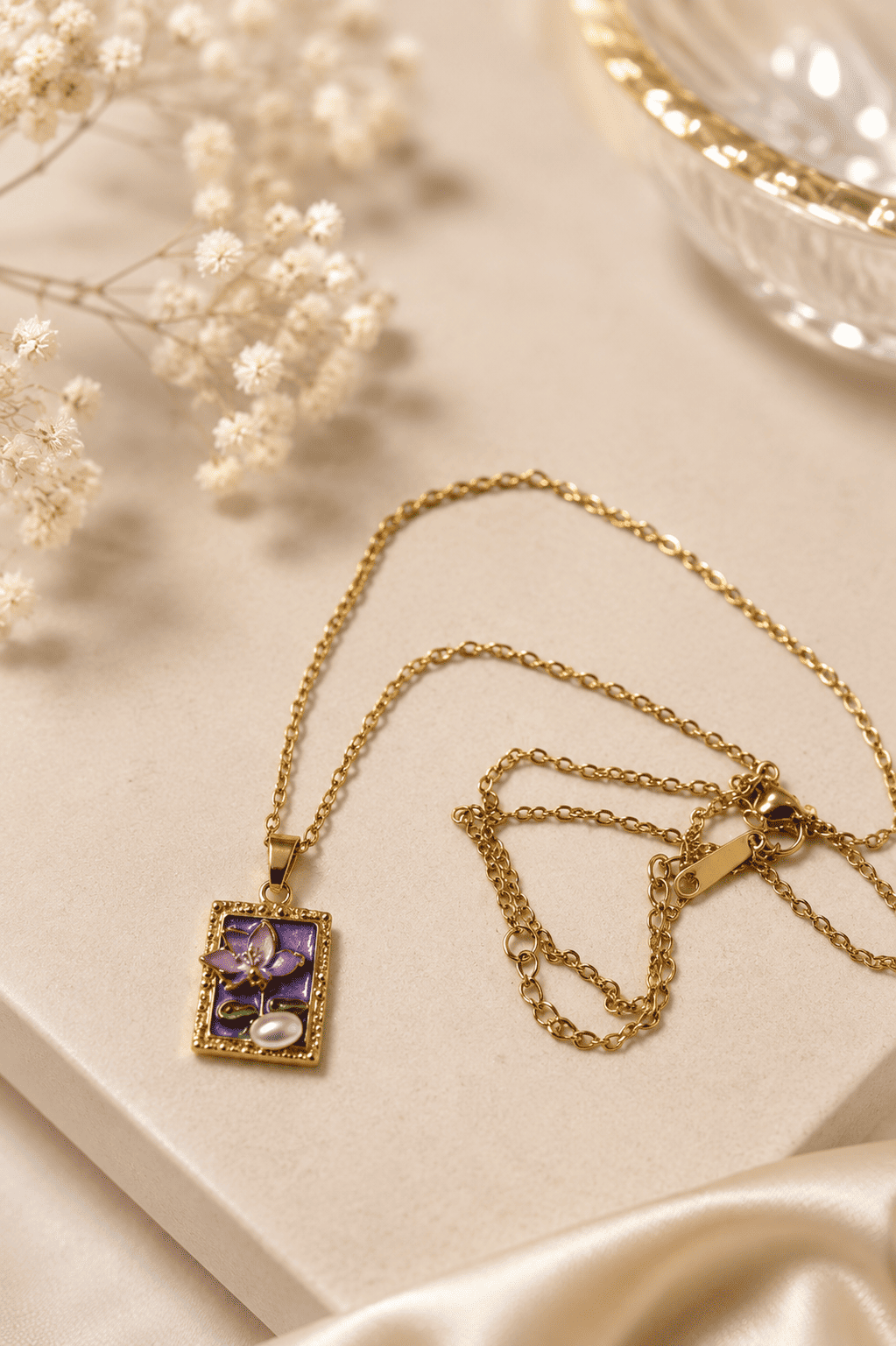 Anti-tarnish neckchain