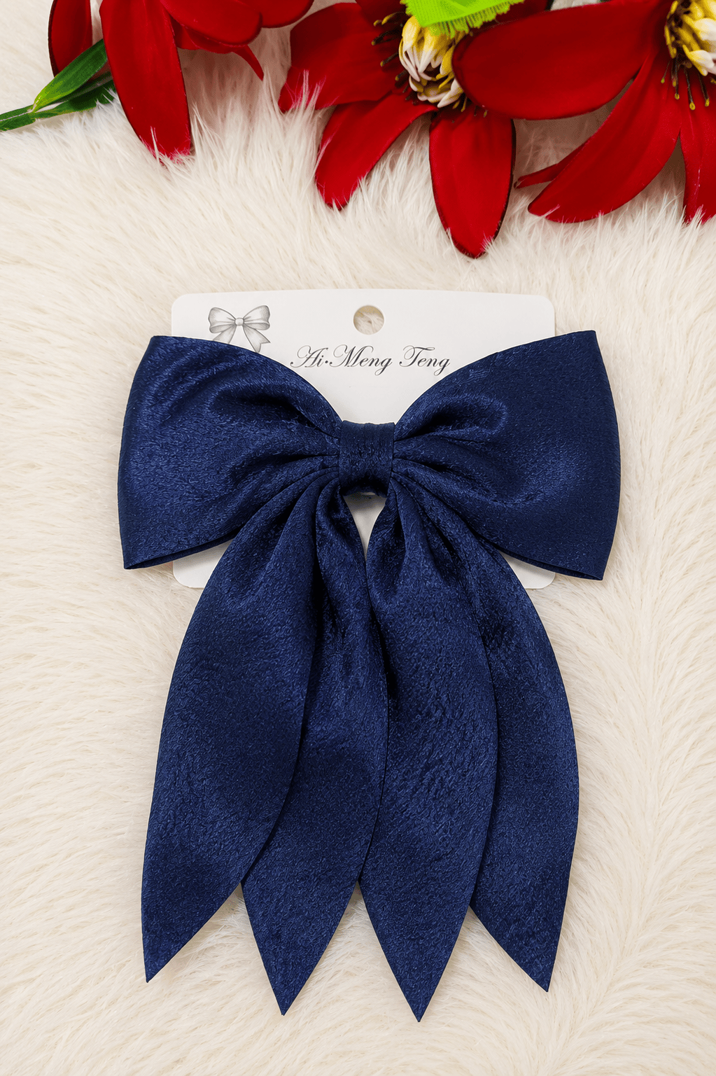 Bow tail hair clip