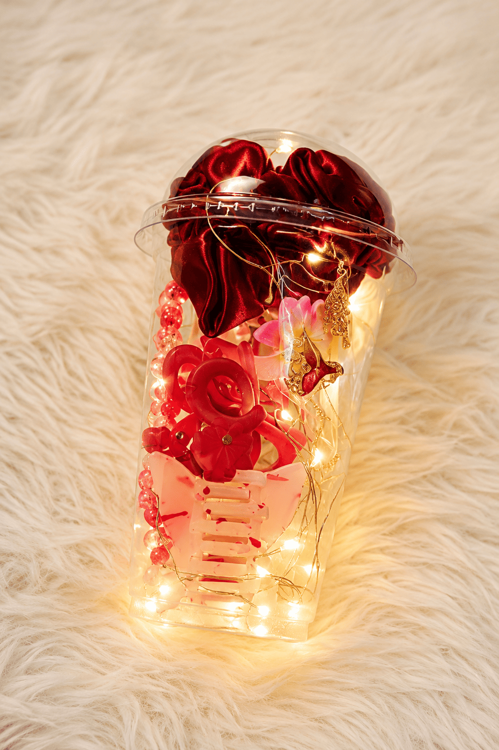 Cup hamper